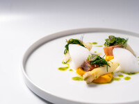 6皿構成の Menu COCON のメインを和牛にアップグレードしたコース 【Menu COCON upB 】 