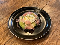 ブッラータチーズと生ハムメロン