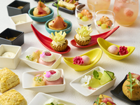 (Weekdays, limited number of groups)Peach & Melon Afternoon Tea Set  with a Glass of Sparkling wine  (6/16～9/28)