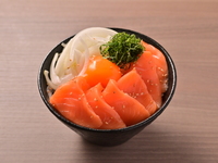 サーモン丼