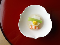 [Dinner] Enjoy seasonal seafood and vegetables with the "Hana Kaiseki" course meal + a toast with sparkling sake