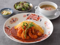 【夏の丼フェア】海老チリ丼（7/1～8/29）