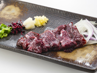 [Weekday Lunch Special Option] "Senko Farm" Horse Sashimi