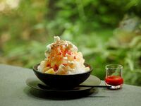Shaved Ice with Tea or Coffee