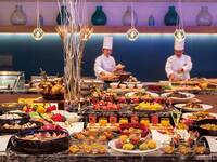 The Buffet New Year's Eve Special ~Continental buffet to enjoy with all five senses~ Elementary school students