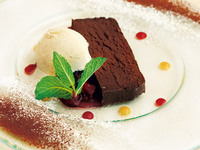 HP限定★公式予約特典付き!!【ランチ｜ベストレート】お席のみのご予約《乾杯ドリンクorお好きなデザートプレゼント♪》