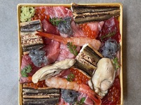 マグロと季節の海鮮チラシ