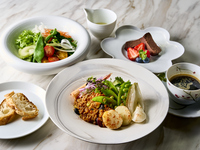 植物：只使用植物成分的健康美容午餐课程。