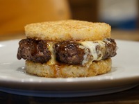 【Limited】100% Kuroge Wagyu Teriyaki Rice Burger