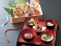 お食い初め膳　（女の子）￥6,380