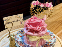 生肉ケーキ（小）