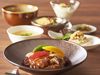 【山の幸膳】肉料理がメインのランチセット