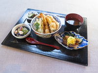 【ディナー】紅葉鯛と海老の天丼と淡路の焼穴子の膳