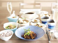 【平日】LUCIS　GARDEN　LUNCH　季節のメインが選べる　食後のカフェ+ワンドリンク付！