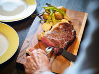 スペシャル薪焼きディナーコース¥24200