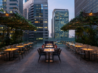 [DINNER] BEER TERRACE with 2 hours of free-flowing rose champagne