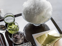 【1Fカフェ】黄金贅沢抹茶かき氷ドリンクセット～あなたも金箔職人～