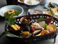 September only: Opening commemorative Hanabasket Gozen Poetry
