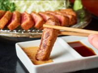 Beef cutlet set meal 3 uri ng maliliit na mangkok 195g