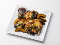 【PP-31】阿波尾鶏モモ肉のハーブロースト 焦がしニンニク醤油ソース