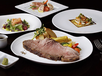 Dinner [TSUBAKI] + Free-flow drinks