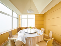 【個室確約・乾杯スパークリングワイン付き】お顔合わせ・お祝いコースS