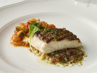 （土日祝日）オーヴェストランチ＜全4品：前菜・パスタ・魚・デザート＞　4,800円　