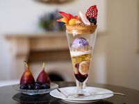 【9/17〜11/20】無花果とカシスの秋の恵みパフェ （ドリンク付き）
