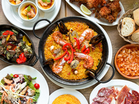 【ディナー】いろいろタパス＆パエリャが楽しめる全8品コース［3名様～］