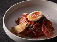 ≪Dinner Set≫Piperade Pasta with “Nose Ohan” Chicken Egg and Roasted Prosciutto