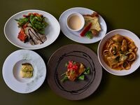 （タイムセール限定）【ランチ】Brunch Course + 1品無料アップグレード + 2ドリンク