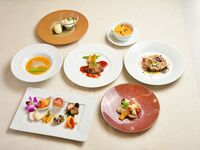 Seasonal “宝珠 (Hōju)” Course — ¥8,800 per person (tax included). Available for parties of 2 or more.