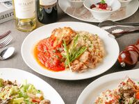 Biergarten "Butcher Casual" - [All-you-can-drink] Lässiger Plan mit exquisitem Brathähnchen