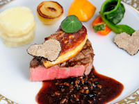 5:30 PM — Noël 2025 — ¥27,000