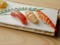 Seasonal Limited Edition Lunch Nigiri Course