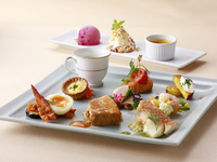 《デューク レイトランチ》