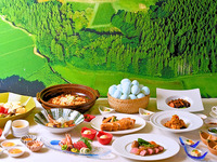 【選べるメイン料理付き】ディナーハーフバイキング｜小学生