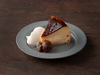 【期間限定】 テイクアウト　マロンチーズケーキ