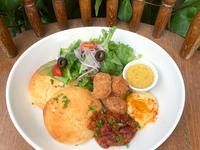 メープルマスタードソイチキンパンケーキ