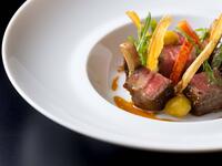 【Lunch Only】Christmas Lunch featuring Wagyu Beef Fillet