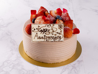 4 inch round cake (chocolate cream)