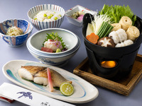 Kyoto-style conger eel hot pot set meal (seasonal, available June to August)