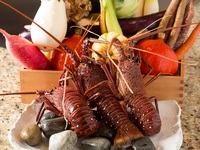 【 Xmas 2025 】  竜胆 ～ 神戸牛と特選黒毛和牛フィレ × フォアグラ × 活 伊勢海老グリル + 乾杯シャンパン付き