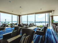 [Online Only/Guaranteed Window Seat] Strawberry Sparkling Wine Toast, Strawberry and Ruby Chocolate Afternoon Tea, and 25 Free Café Flavors | ¥8,700