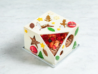 TAKE OUT / Limited to 5 orders — Toybox-style Chocolate Cake with Tokyo Strawberries