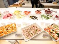 滞在時間フリー！【土日祝日ランチビュッフェ】＋選べるメインディッシュ（ピンチョスや立川野菜など20種類以上食べ放題）＋スペインワインや国産ハーブティー飲み放題 