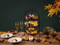 [Seasonal Afternoon Tea] Sweets and savory dishes made with seasonal fruits + free cafe