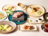 【WAGYU SPECIAL】黒毛和牛のタタキ・ステーキ・寿司など全８品　スパークリンングワイン含2時間飲み放題