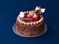 苺が彩るクリスマス  ショコラ　直径12cm / 2～3名様向け