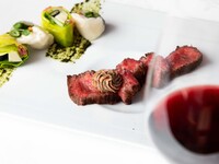 季節主廚推薦晚餐套餐＋Opus Vini 酒款搭配套餐【TableCheck限定靠窗座位】